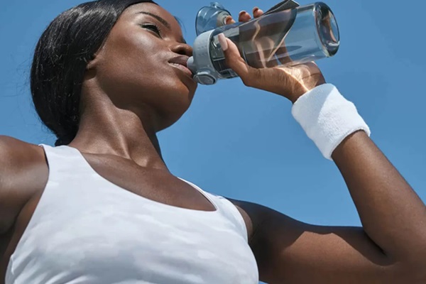 Quais os benefícios de um corpo hidratado?