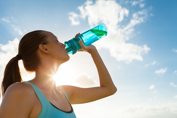 Quais os benefícios de um corpo hidratado?