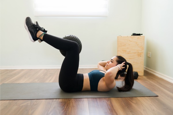 Os melhores exercícios para fortalecer os músculos do abdômen!