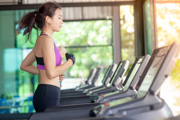 Planejamento de treino para mulheres na academia!