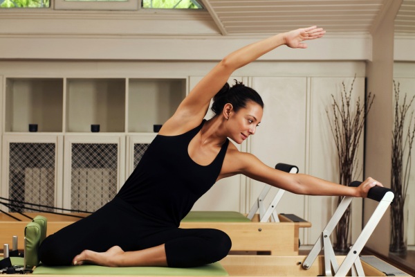 Pilates: fortalecimento e alongamento para o corpo todo!