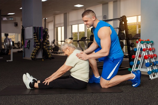 Treino para todos: adaptando exercícios para diferentes idades!