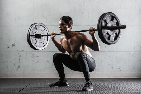 A importância do treinamento de força na construção muscular! 