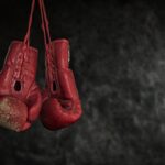Aumente sua força e equilíbrio com artes marciais na academia!