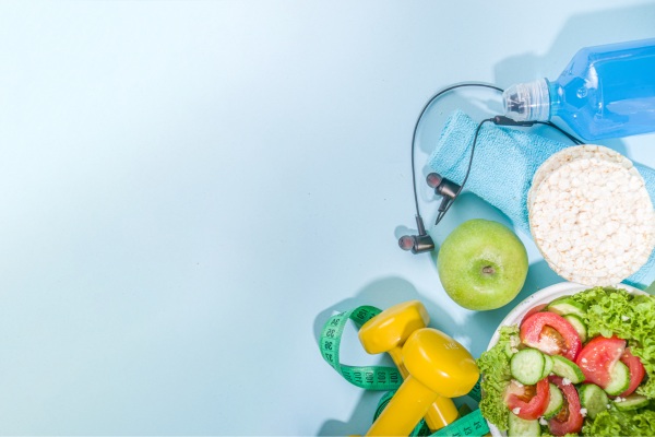 A importância de uma dieta balanceada para otimizar seus treinos e acelerar a recuperação! 