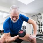 Musculação e envelhecimento: como fortalecer seu corpo em qualquer idade?