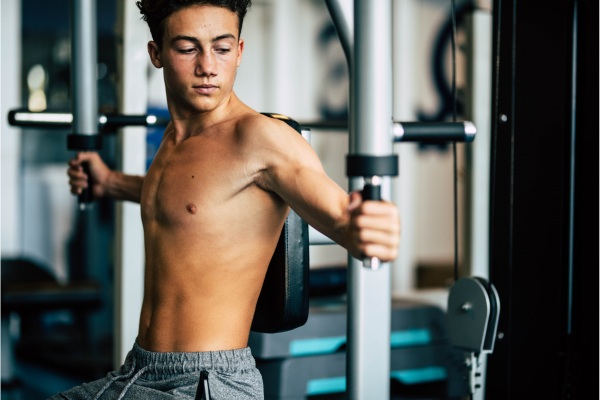 A importância do treino na adolescência para o corpo e a mente! 