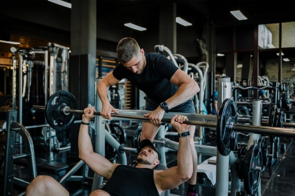 Consistência no treino: a base para um corpo saudável e forte! 