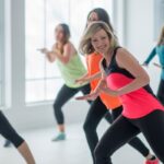 Movimento e saúde: descubra os benefícios das aulas de dança!