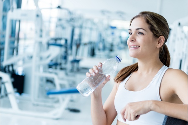 Hidratação: O segredo para a recuperação muscular eficiente! 