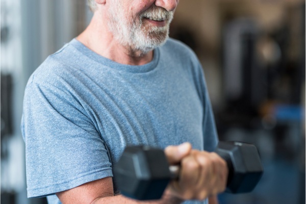 Terceira idade em movimento: benefícios do treino regular!