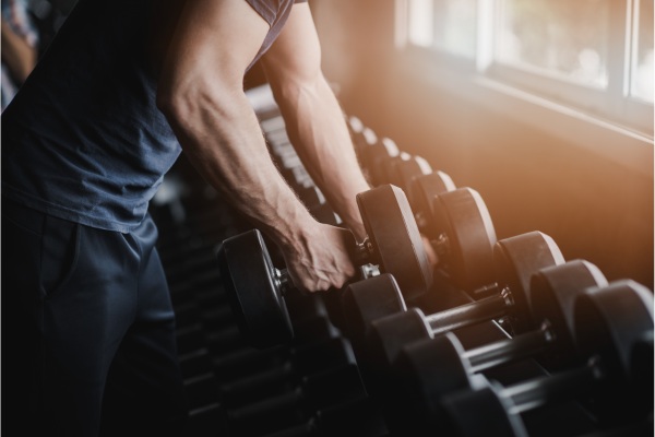 Movimento que protege: atividade física no combate à osteoporose! 